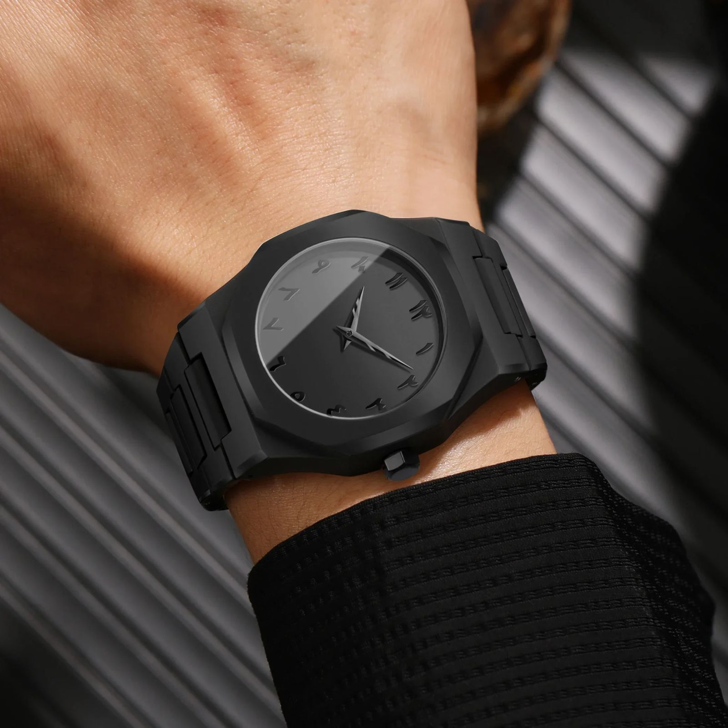 Reloj Arabigo Negro Mate